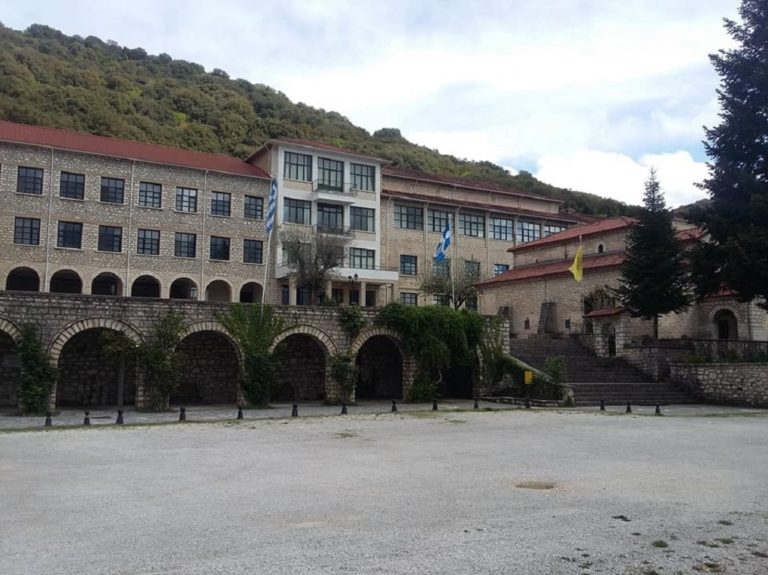 Ιωάννινα: «Ιερός πόλεμος» για εισήγηση της Ιεράς Συνόδου περί παράκαμψης της Βελλά