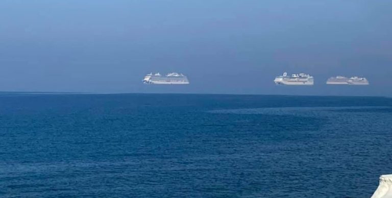 Fata Morgana: Τα κρουαζιερόπλοια που… ίπτανται – Ένα σπάνιο οπτικό φαινόμενο (φωτογραφία)
