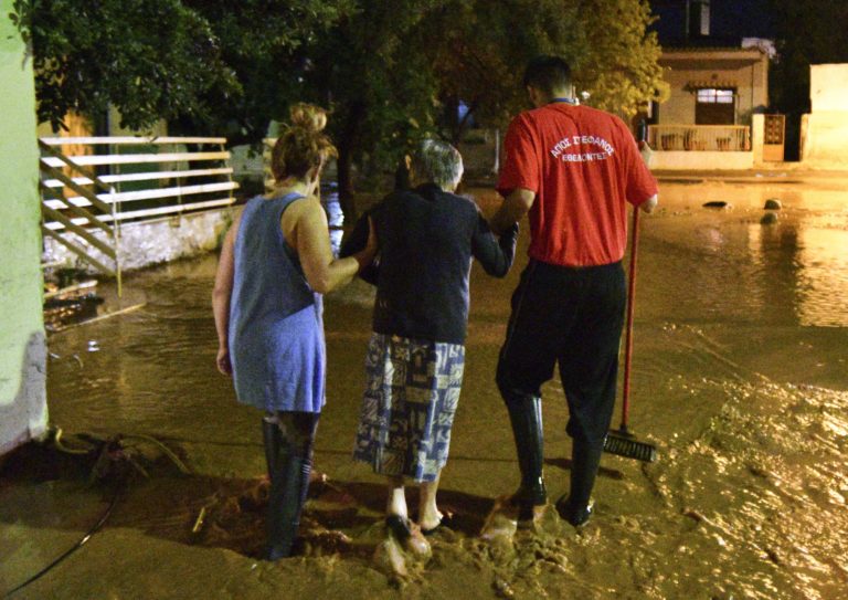 Meteo: Σχεδόν 500 καιρικά επεισόδια με 232 θύματα από το 2000 έως σήμερα