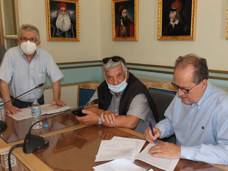 Συμβάσεις για τρία οδικά έργα της Αρκαδίας