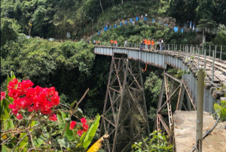 Κολομβία: 25χρονη βρήκε τραγικό θάνατο σε μπάντζι-τζάμπινγκ πηδώντας από γέφυρα πριν ακόμη δεθεί
