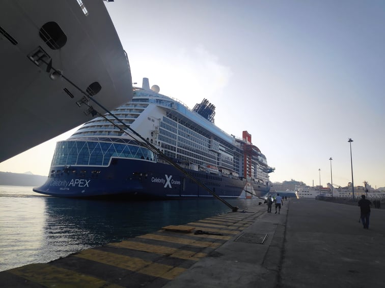 Τρία κρουαζιερόπλοια στο λιμάνι της Σούδας