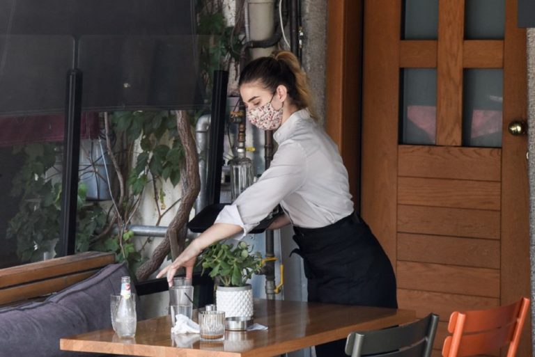 Παράταση έως 30/7 της προθεσμίας για την υποβολή δηλώσεων στο πρόγραμμα 100.000 νέων θέσεων εργασίας