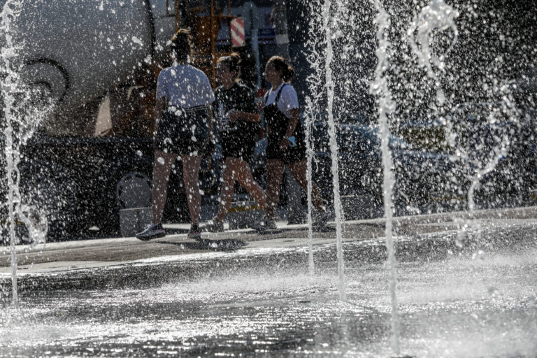 Σάκης Αρναούτογλου: Σημάδια εξασθένησης του επερχόμενου καύσωνα