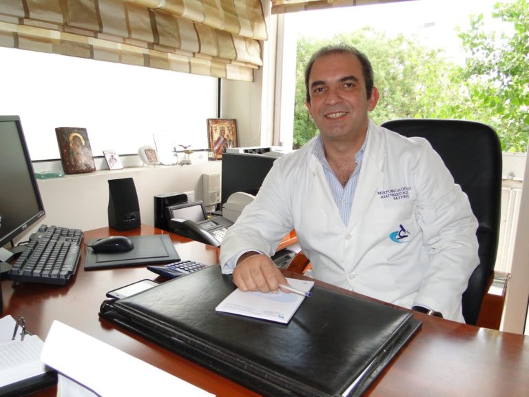 Π. Αποστολακόπουλος στο Πρώτο: “Ναι” στην τρίτη δόση εμβολίου – Βιαστήκαμε να κατεβάσουμε τις μάσκες (audio)
