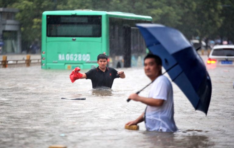 Αρμαγεδδώνας στην Κίνα – Οι χειρότερες πλημμύρες της χιλιετίας (video)