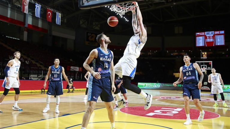 Εκτός Τόκιο η εθνική που υπέστη Βατερλό 97-72 από την Τσεχία