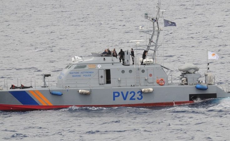 Βέμπερ: Επικίνδυνη κλιμάκωση αποτελούν οι άνευ προηγουμένου πυροβολισμοί του τουρκικού πλοίου εναντίον της κυπριακής ακτοφυλακής