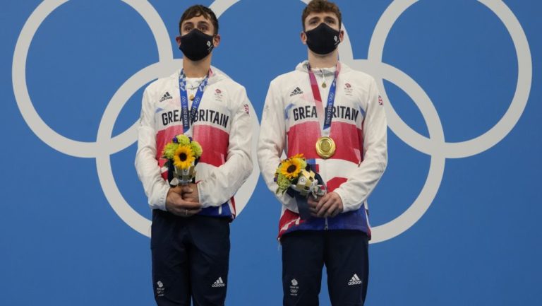 Συγχρονισμένες καταδύσεις 10μ. ανδρών: H Μ. Βρετανία κατέκτησε το χρυσό μετάλλιο