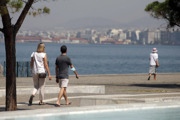 «Καμίνια» οι πόλεις — Πού θα «σπάσει» το θερμόμετρο — Τι συμβουλεύουν οι γιατροί (video)