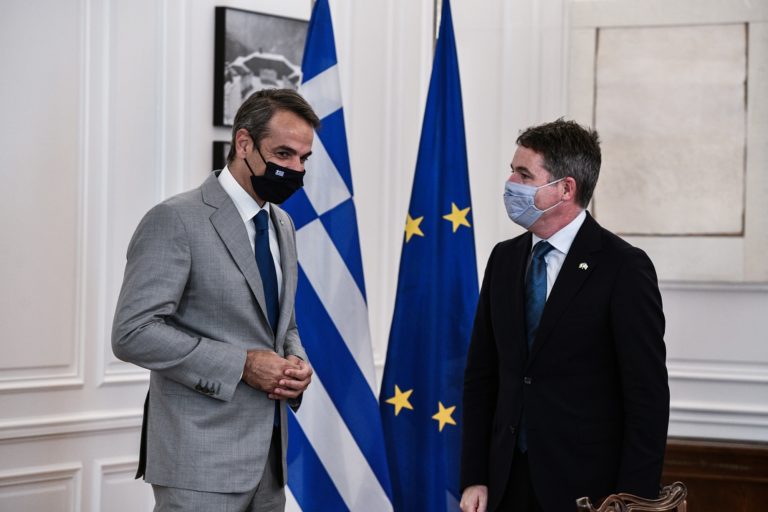 Κυρ. Mητσοτάκης στον πρόεδρο του Eurogroup: Δεν σταματήσαμε τις μεταρρυθμίσεις παρά την πανδημία