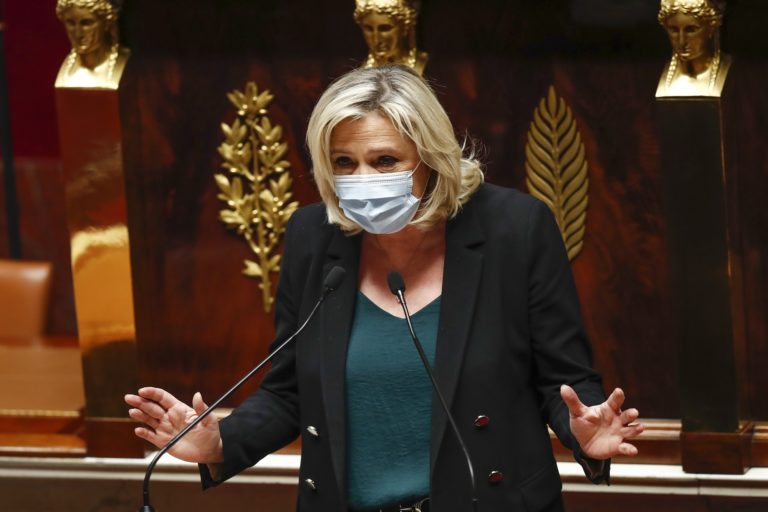 Γαλλία: Η Μαρίν Λεπέν επανεξελέγη στην ηγεσία του RN
