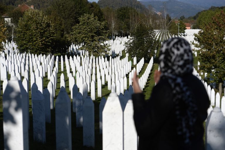 Βοσνία: Εκδηλώσεις μνήμης για την 26η επέτειο από τη σφαγή στη Σρεμπρένιτσα