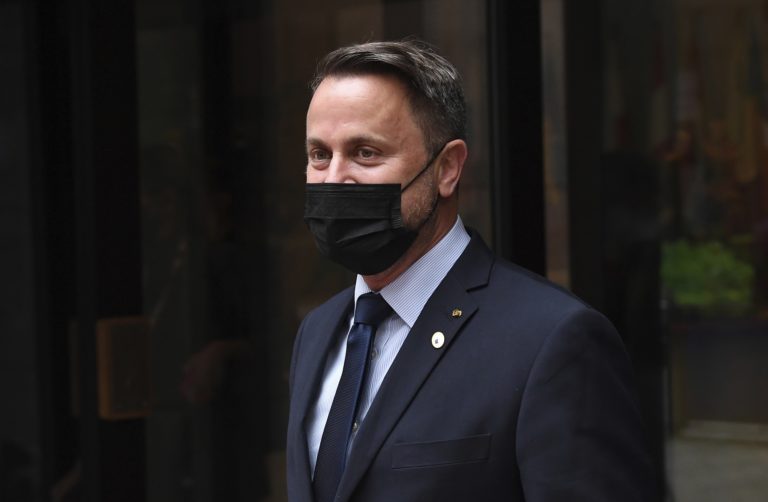 Λουξεμβούργο: Στο νοσοκομείο ο πρωθυπουργός Ξ. Μπέτελ – Eίχε διαγνωστεί θετικός στον κορονοϊό