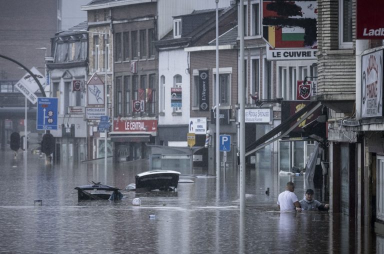 Βέλγιο: Στους 37 ο αριθμός των νεκρών από τις πλημμύρες
