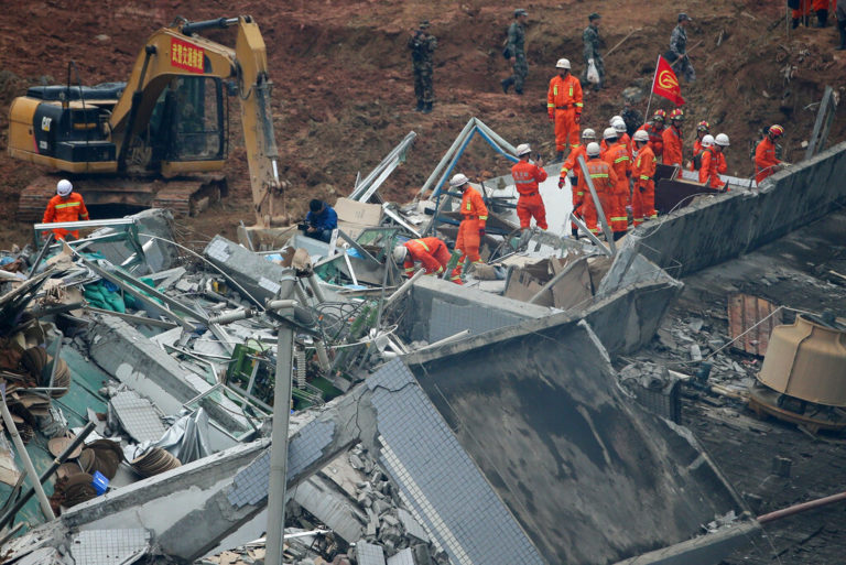 Κίνα: Στους 17 αυξήθηκε ο αριθμός των νεκρών από την κατάρρευση τμήματος ξενοδοχείου στην πόλη Σουτσόου