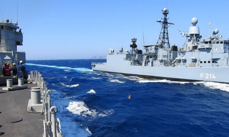 Συνεκπαίδευση ναυτικών μονάδων της Ελλάδας και της Γερμανίας στο Αιγαίο (φωτογραφίες)