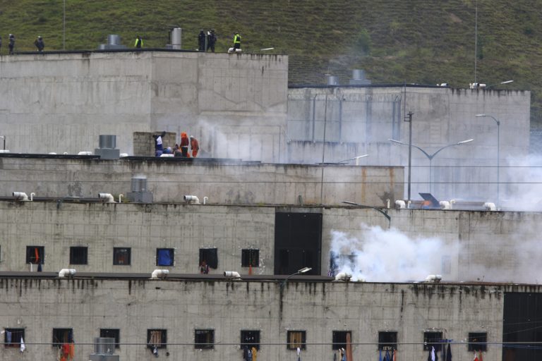 Ταραχές σε δύο φυλακές στον Ισημερινό, 8 νεκροί και 20 τραυματίες