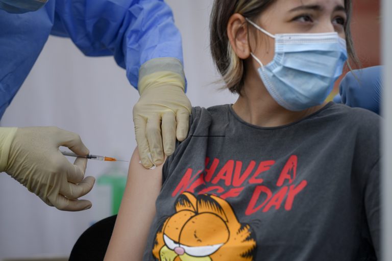 Α. Χατζής στο Πρώτο: Τα παιδιά πρέπει να εμβολιαστούν – Μη χάνουμε καιρό – Να πάνε θωρακισμένα στο σχολείο (audio)