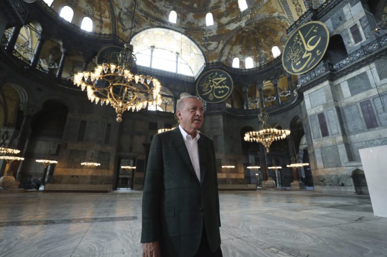 Μήνυμα Ερντογάν για την πρώτη επέτειο της πρώτης Μουσουλμανικής Προσευχής στην Αγία Σοφία