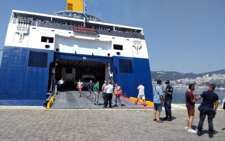 Καβάλα: Βλάβη στην άγκυρα καθυστέρησε 3,5 ώρες την αναχώρηση του πλοίου για Λήμνο