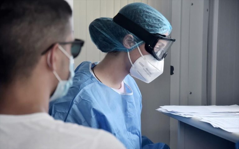 “Καμπανάκι” από ΕΟΔΥ για την εξέλιξη της μετάλλαξης “Δέλτα” στην Κρήτη