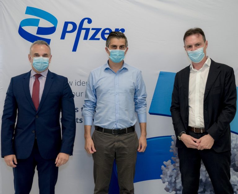 Τις εγκαταστάσεις της Pfizer, το ερευνητικό κέντρο ΕΚΕΤΑ και το τεχνολογικό μουσείο ΝΟΗΣΙΣ στη Θεσσαλονίκη επισκέφθηκε ο Χρ. Δήμας