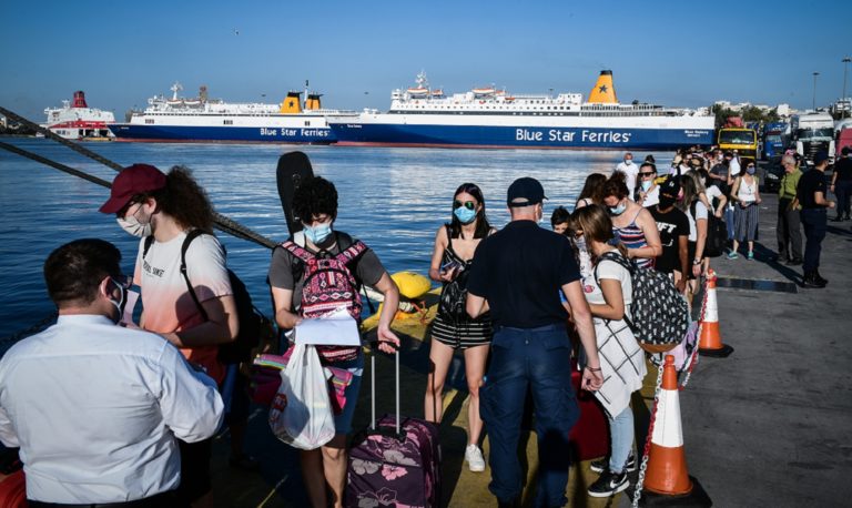 Νέα δεδομένα για τα ταξίδια με πλοίο – Έλεγχοι από το Λιμενικό