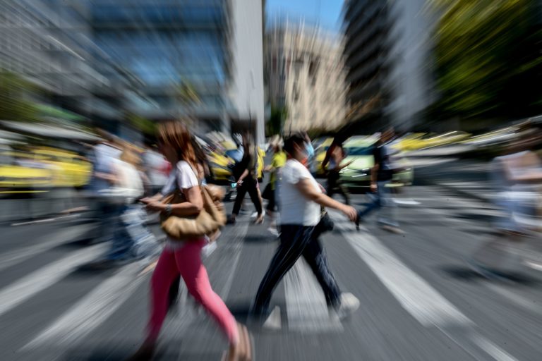 To εμβόλιο της γρίπης μπορεί να γίνει ταυτόχρονα με εκείνο του κορονοϊού