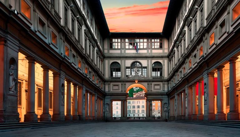 Η Galleria degli Uffizi της Φλωρεντίας κινείται νομικά κατά του Pornhub για παράνομη απεικόνιση και χρήση έργων τέχνης