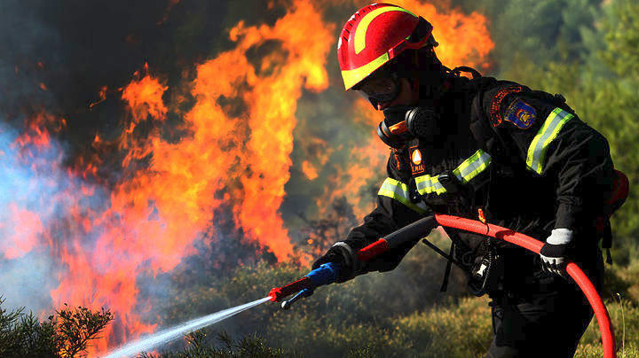 Δώδεκα Περιφέρειες σε «πολύ υψηλό κίνδυνο» για πυρκαγιά τη Δευτέρα 2 Αυγούστου (χάρτης)