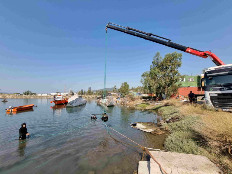 Δράση καθαρισμού του βυθού και της χερσαίας ζώνης λιμένος Ελευσίνας