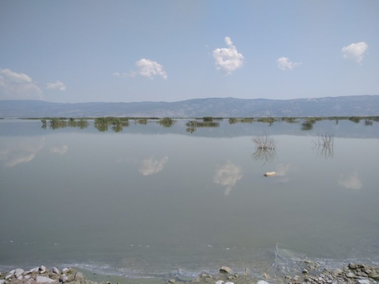 Λίμνη Κάρλα: Ρομποτική μέτρηση των νερών της λίμνης