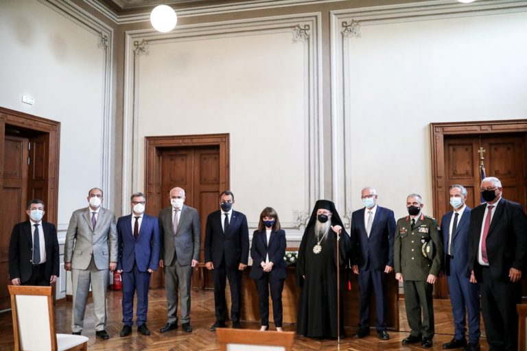 Στην Καβάλα η ΠτΔ – Επίσκεψη στις παραγωγικές μονάδες της περιοχής