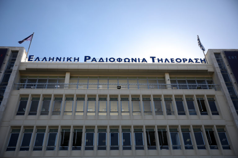 Παύθηκε η συνεργασία του Δημοσθένη Καρμοίρη με την ΕΡΤ