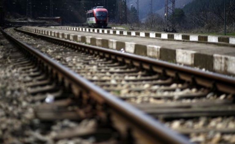 Μια 70χρονη παρασύρθηκε από τρένο στο Κορδελιό