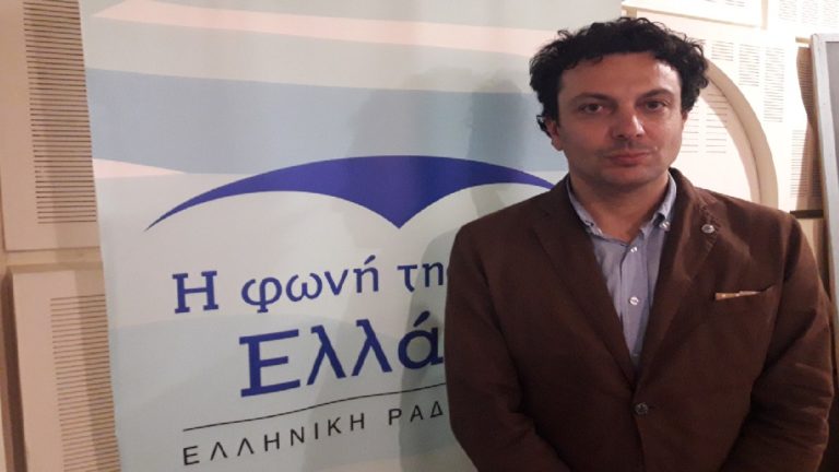 Ο διακεκριμένος καθηγητής Βασίλειος Σύρος στη “Φωνή της Ελλάδας”