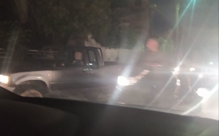 Σοβαρό τροχαίο στη Μυτιλήνη – Οδηγός δικύκλου βρέθηκε κάτω από τις ρόδες αγροτικού (video)
