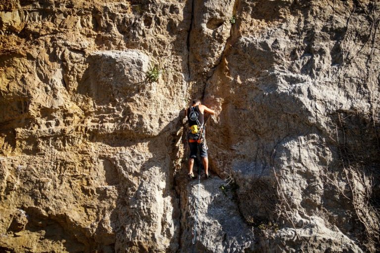 Λεωνίδιο: Έργο συντήρησης στο αναρριχητικό πάρκο