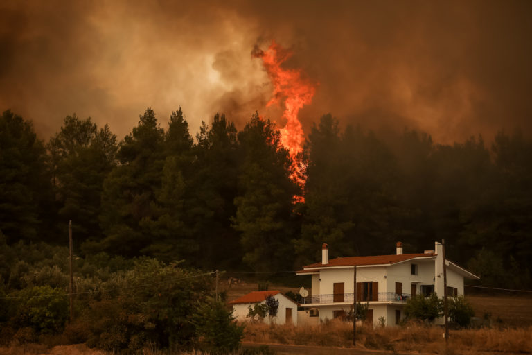 Χανιά: Αποστολή βοήθειας στις πυρόπληκτες περιοχές από Δήμους και Κοινωνικό Φαρμακείο