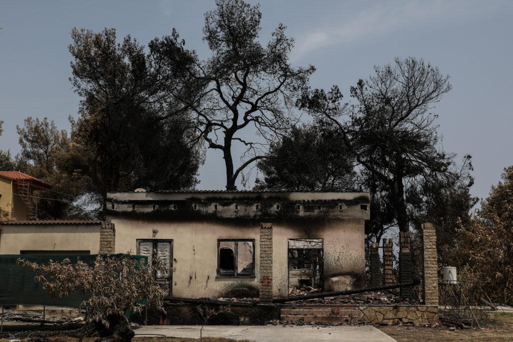 Βουλή: Εγκρίθηκαν τα μέτρα στήριξης των πληγέντων από τις πυρκαγιές & ταχείας αποκατάσταση του φυσικού περιβάλλοντος