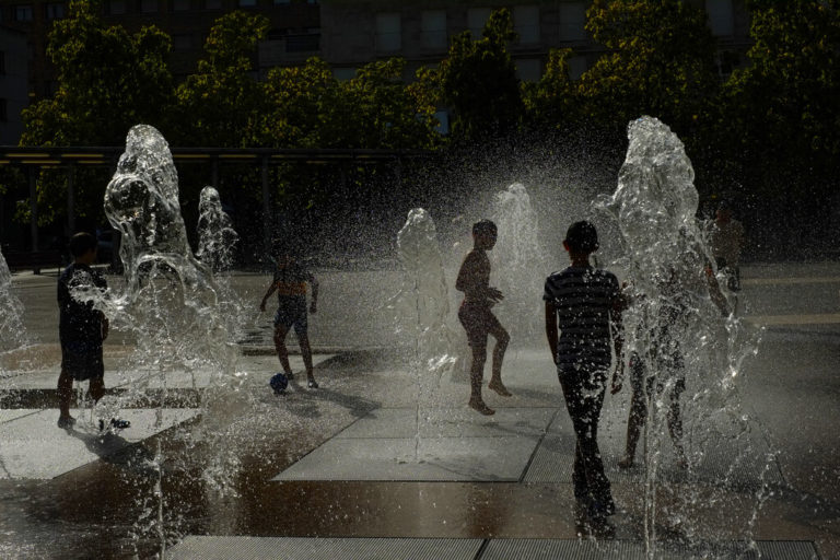 Σε “σημείο βρασμού” και η Ισπανία: Απόλυτο ρεκόρ ζέστης στη χώρα με 47,4 βαθμούς Κελσίου