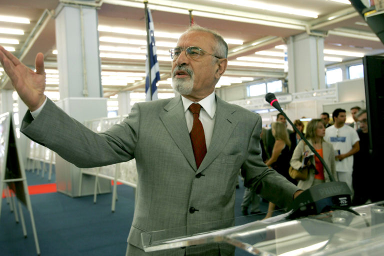 Πέθανε ο πρώην υπουργός και βουλευτής της ΝΔ Άγγελος Μπρατάκος