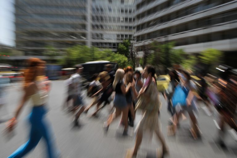 Κορονοϊός: 2.156 νέα κρούσματα – 615 στην Αττική, 214 στη Θεσσαλονίκη