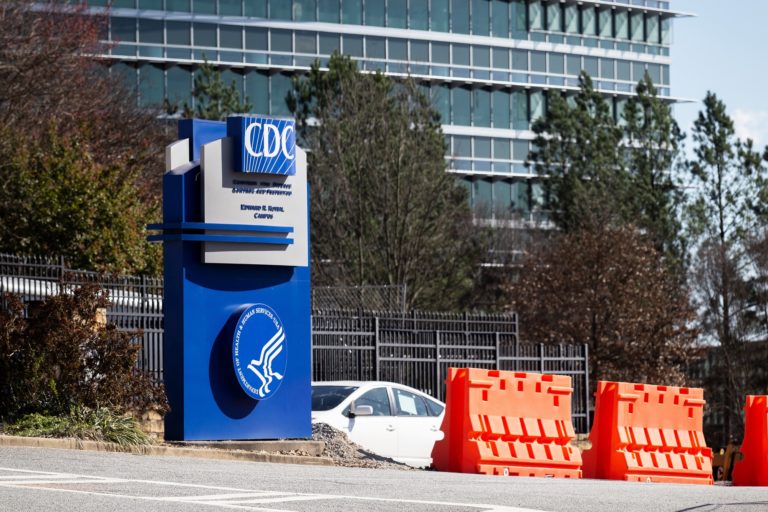 ΗΠΑ: H CDC συστήνει για τους άνω των 16 το εμβόλιο της Pfizer Inc/BioNTech