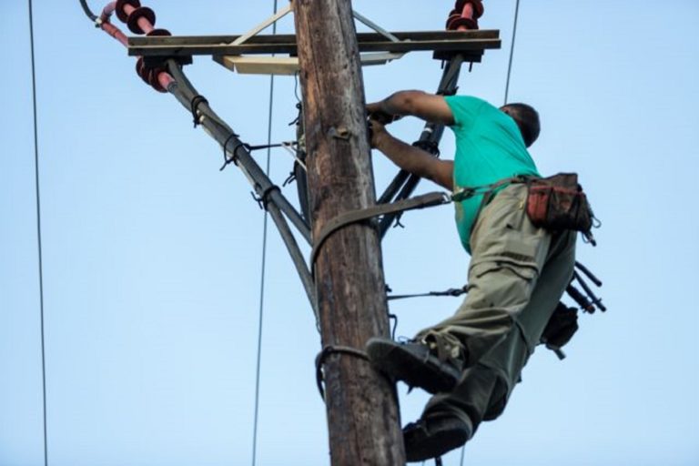 ΔΕΔΔΗΕ: Με «ευφυείς μετρητές» θα αντιμετωπίσει τις «μη τεχνικές απώλειες» του δικτύου