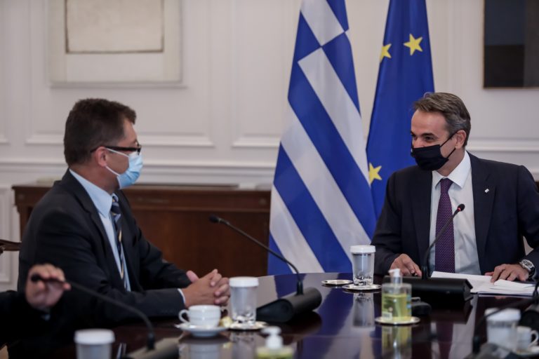 Συνάντηση Κ. Μητσοτάκη με τον Ευρωπαίο Επίτροπο αρμόδιο για τη Διαχείριση Κρίσεων Janez Lenarčič