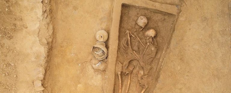 Κίνα: Ζευγάρι εραστών βρέθηκε αγκαλιασμένο μετά από 1.500 χρόνια