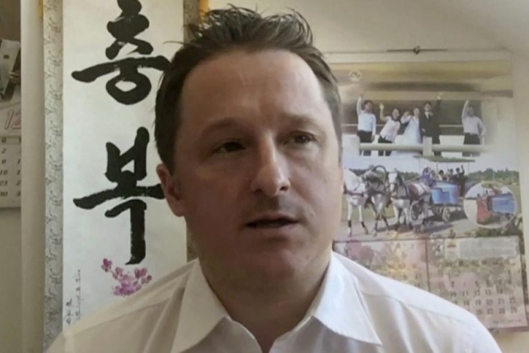 Κίνα: Καταδίκη σε 11 χρόνια κάθειρξης για “κατασκοπεία” στον Καναδό σύμβουλο Μάικλ Σπέιβορ