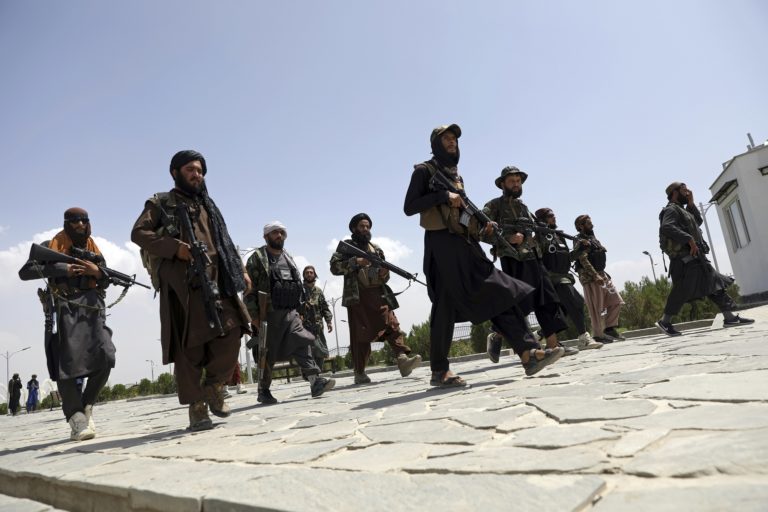 Οι Ταλιμπάν αντικατέστησαν το υπουργείο Γυναικείων Θεμάτων με την αστυνομία ηθών